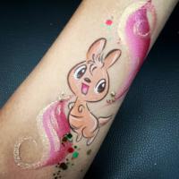 Kangeroo arm paint - Olivian Face Paint